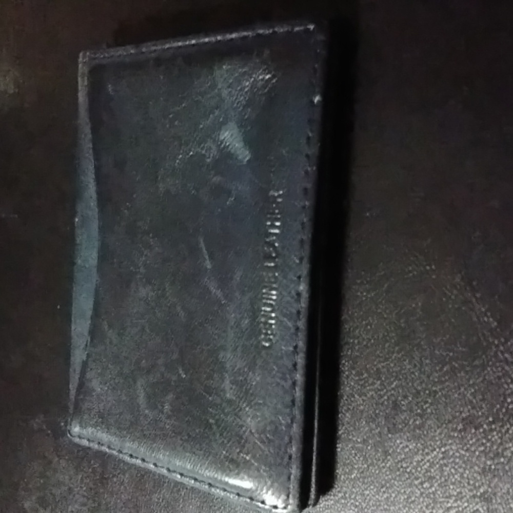 Men's leather wallet/card holder. Brown.